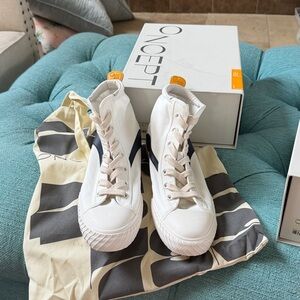 New in box ONCEPT Bogota Recycled Canvas Sneakers 8.5 indigo